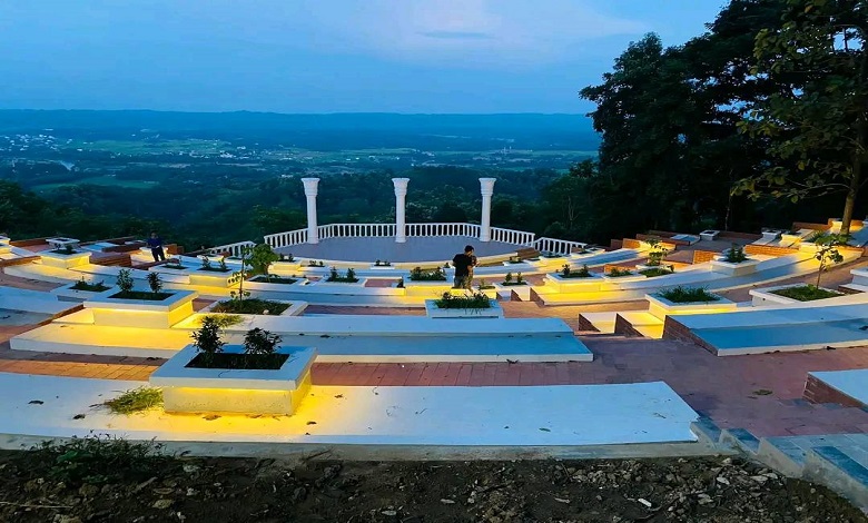 আলুটিলা পর্যটন কেন্দ্র