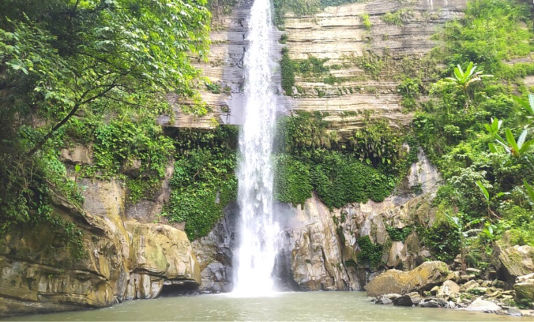 মাধবকুন্ড জলপ্রপাত